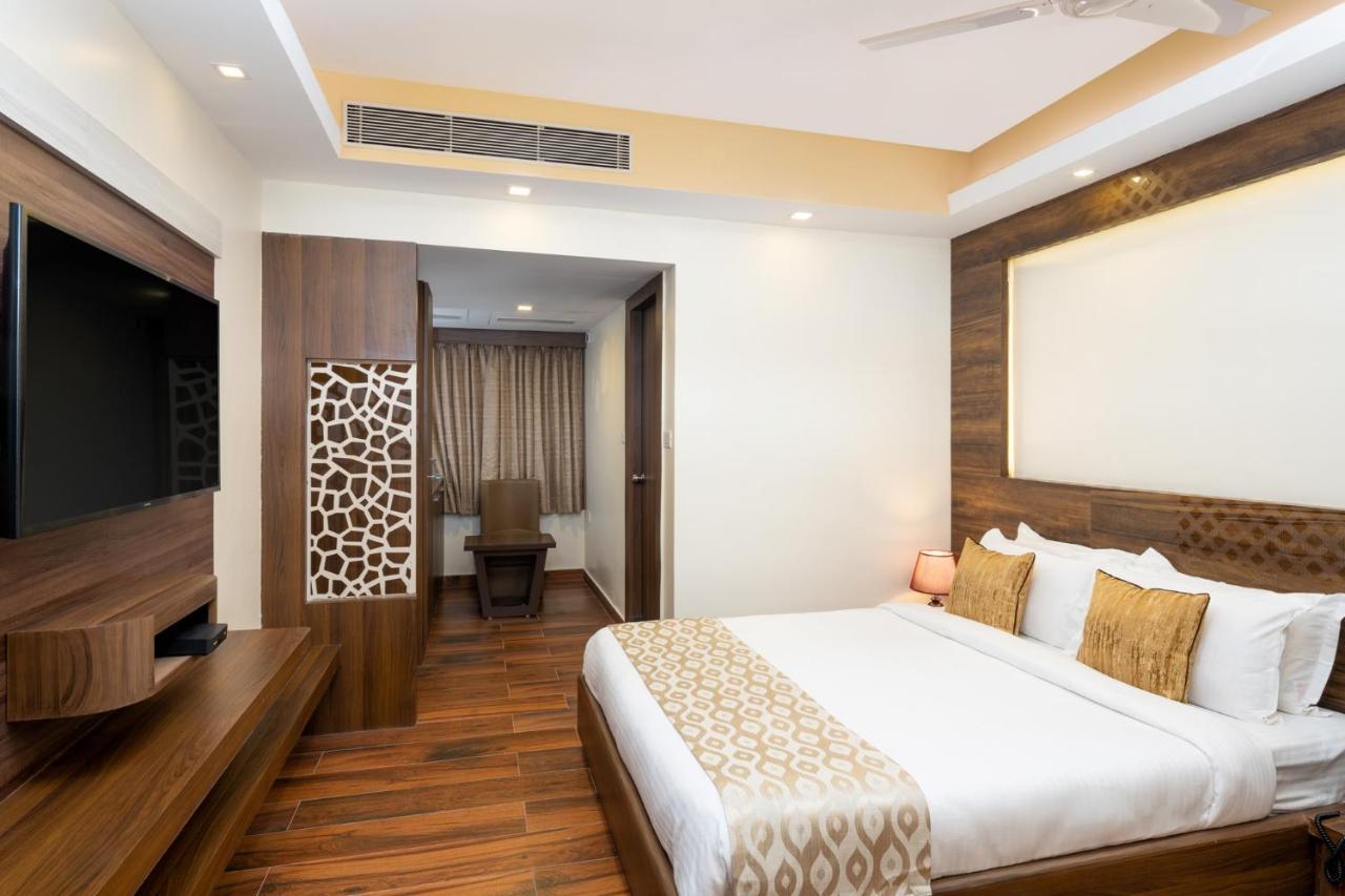 Cygnett Style Tania'S Hotel Siliguri Exterior photo