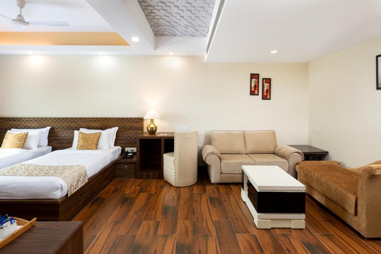 Cygnett Style Tania'S Hotel Siliguri Exterior photo
